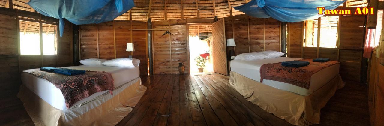 Tawan Bar And Bungalow Hotel Ko Phra Thong Exterior foto